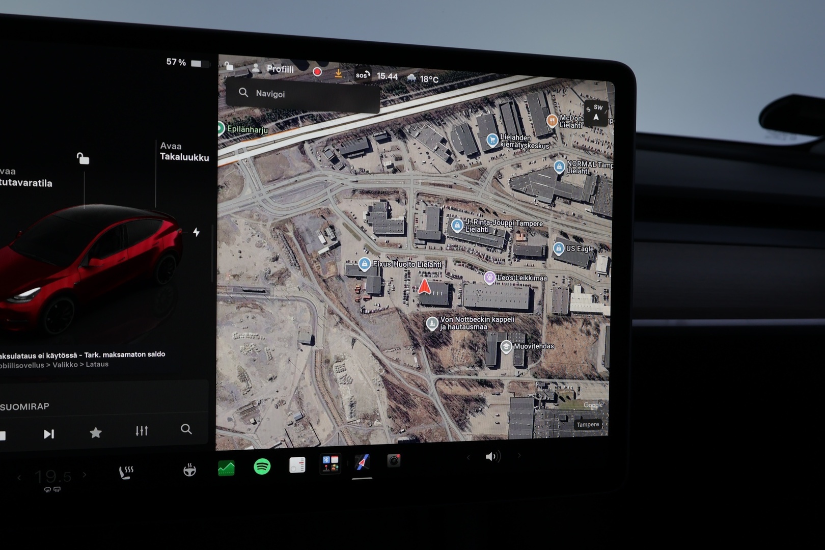 TESLA Model Y 2023