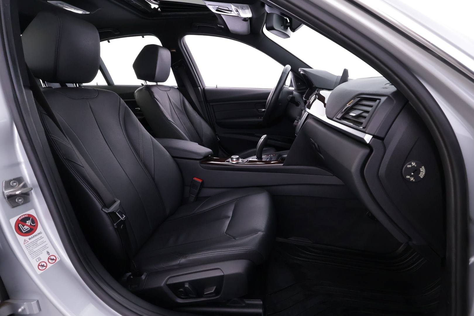 BMW 330 2013