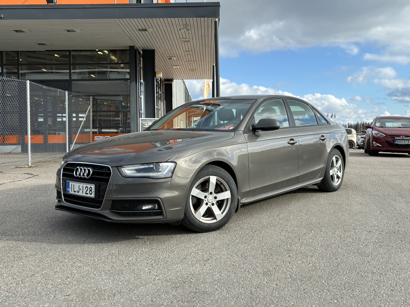 AUDI A4 2014