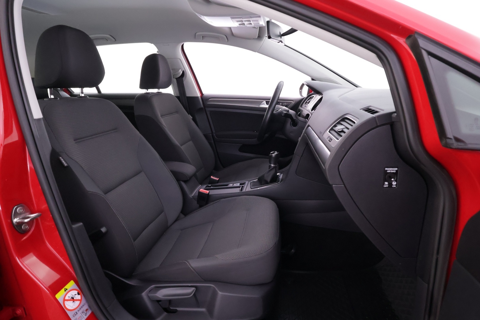 VOLKSWAGEN Golf 2014