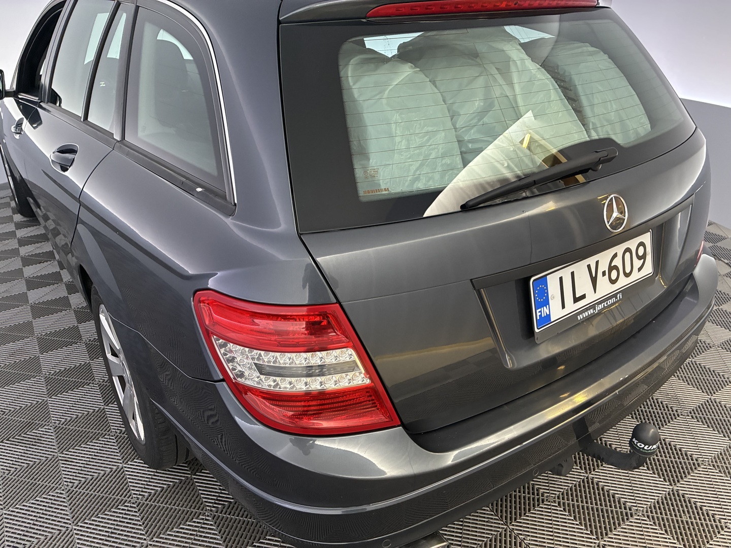 MERCEDES-BENZ C 2010