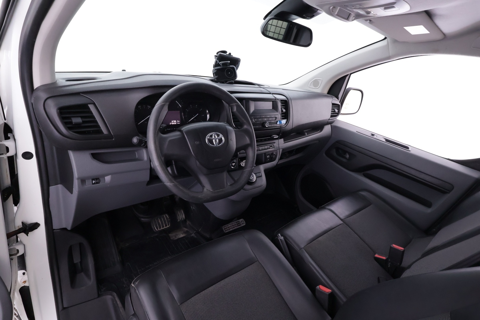 TOYOTA Proace 2017