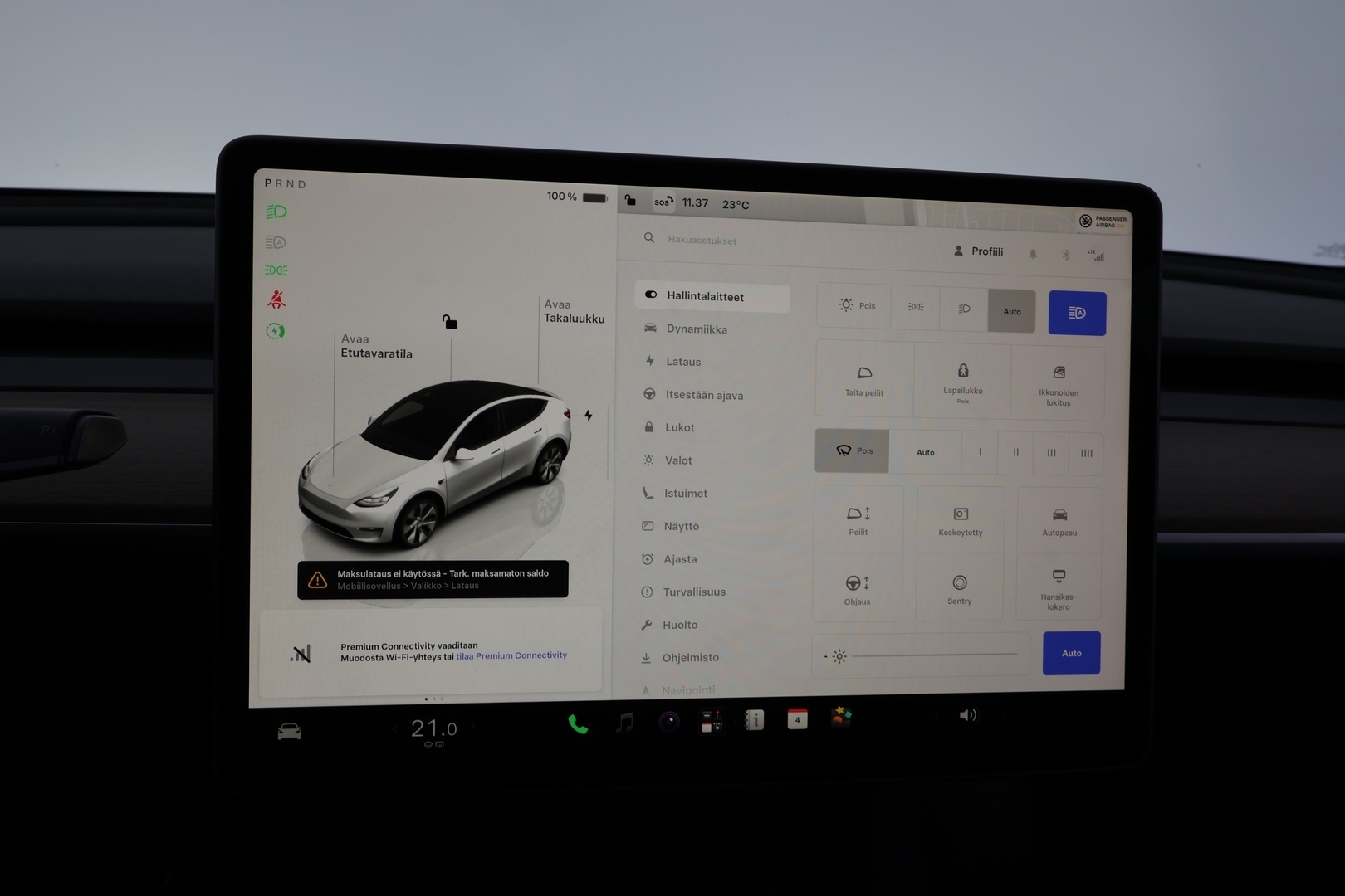 TESLA Model Y 2023