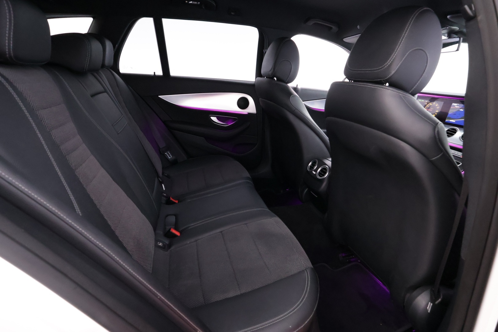 MERCEDES-BENZ E 2020