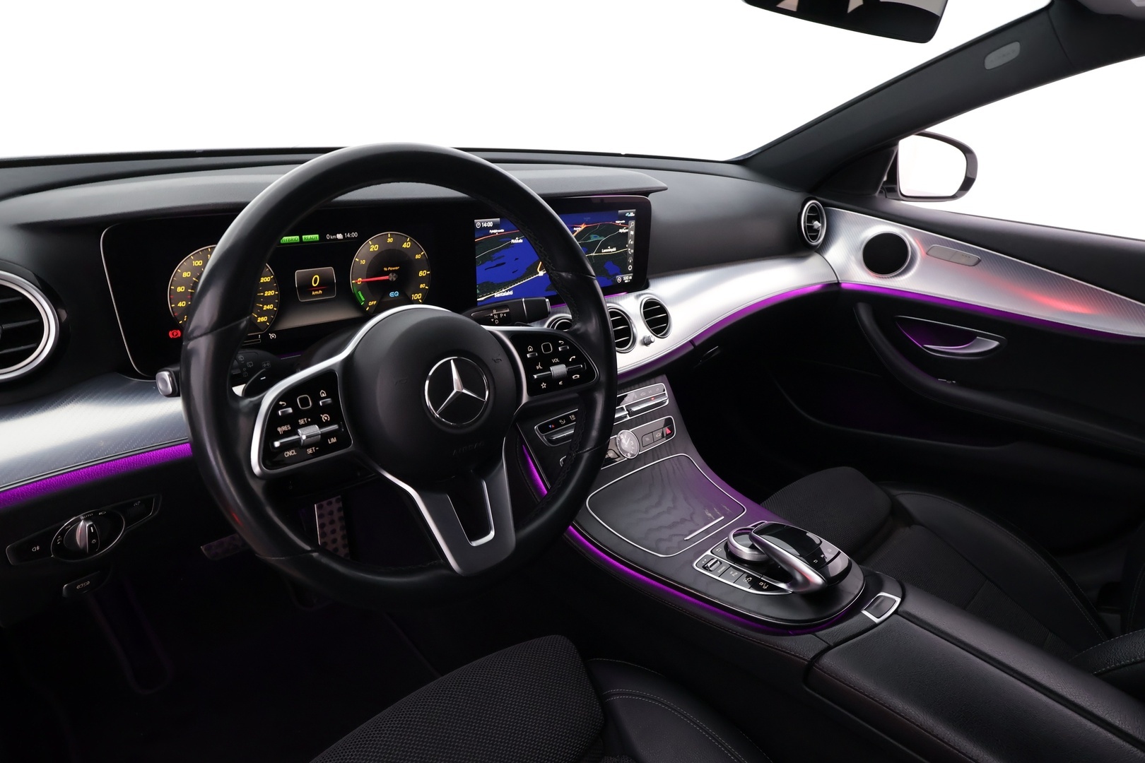 MERCEDES-BENZ E 2020