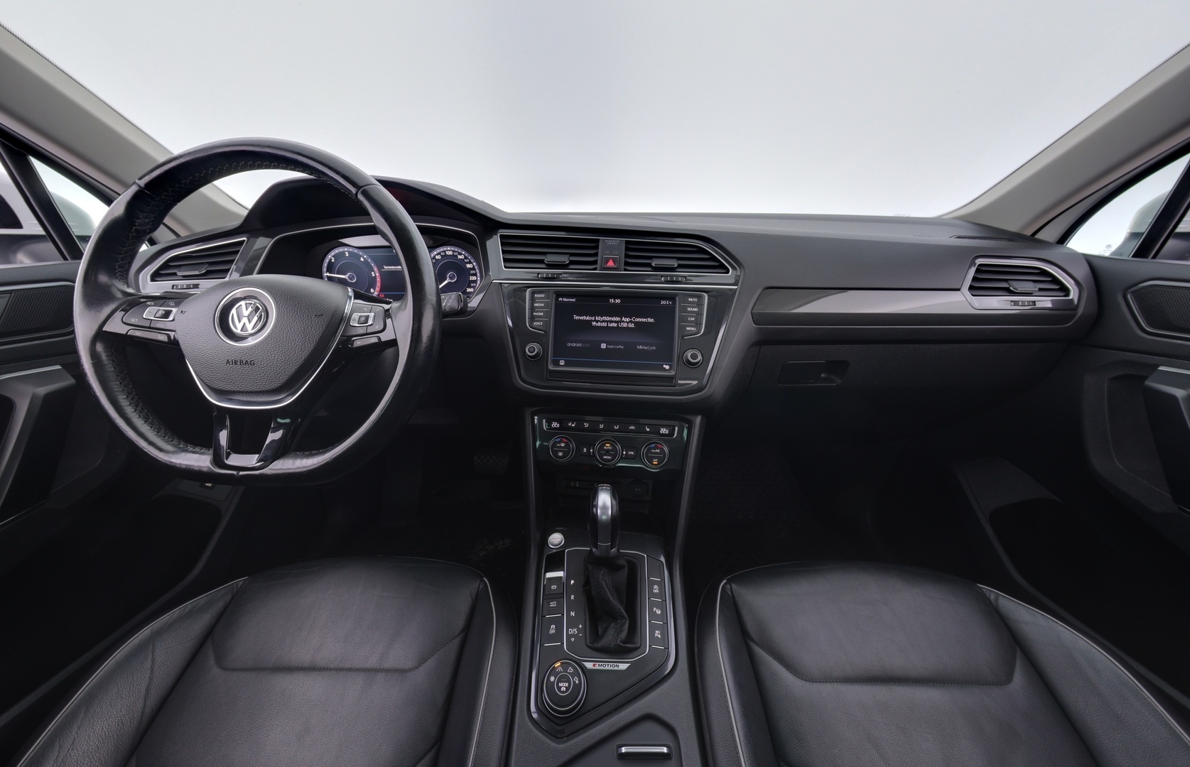 VOLKSWAGEN Tiguan 2017