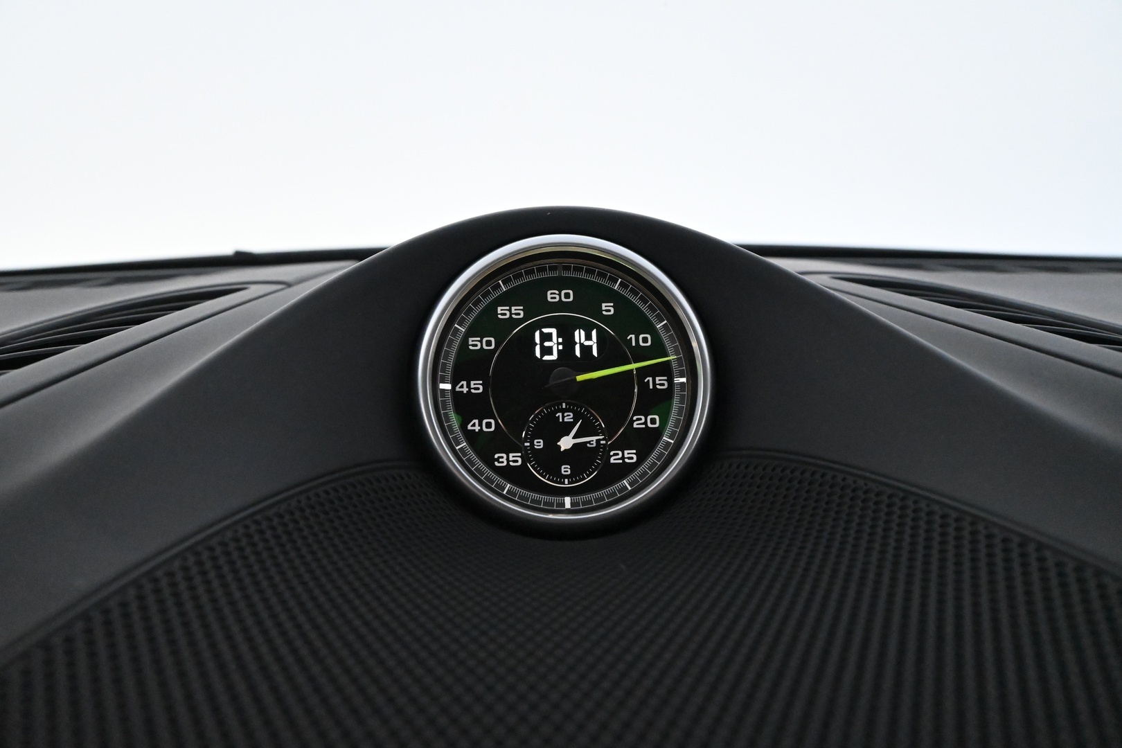 PORSCHE Cayenne 2016