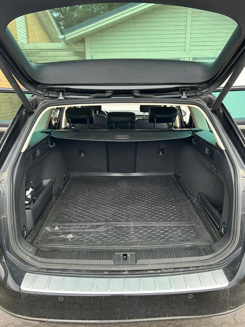 VOLKSWAGEN Passat 2016