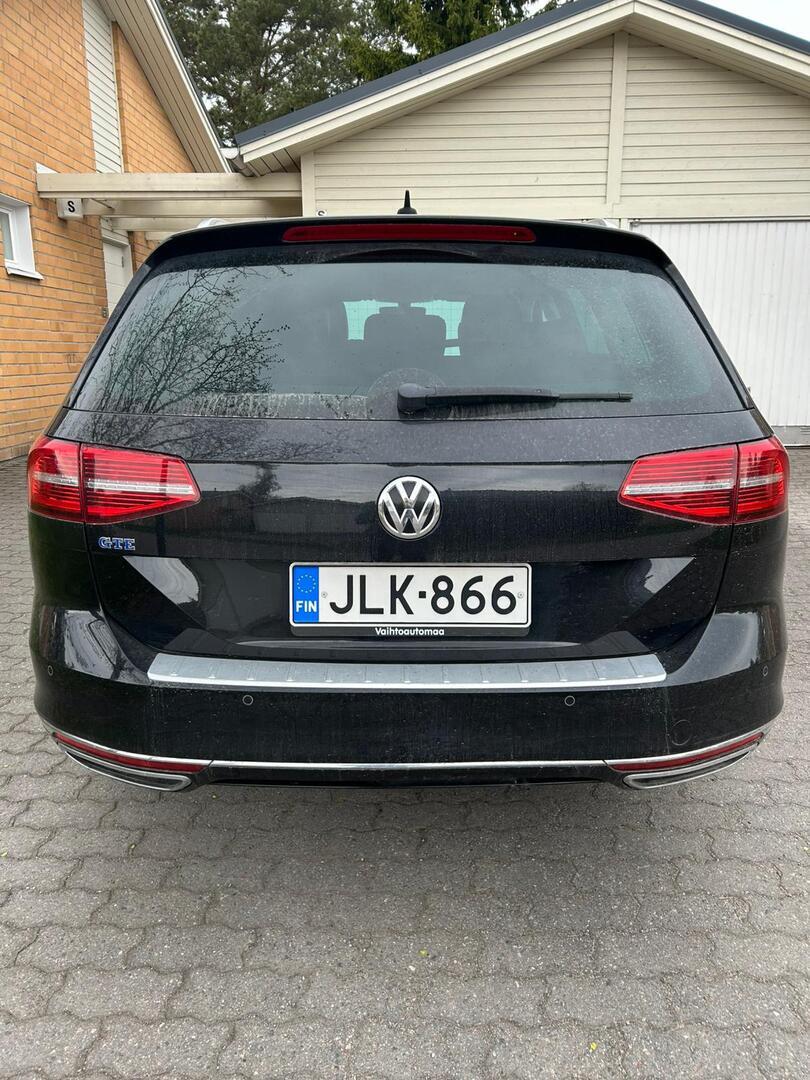 VOLKSWAGEN Passat 2016