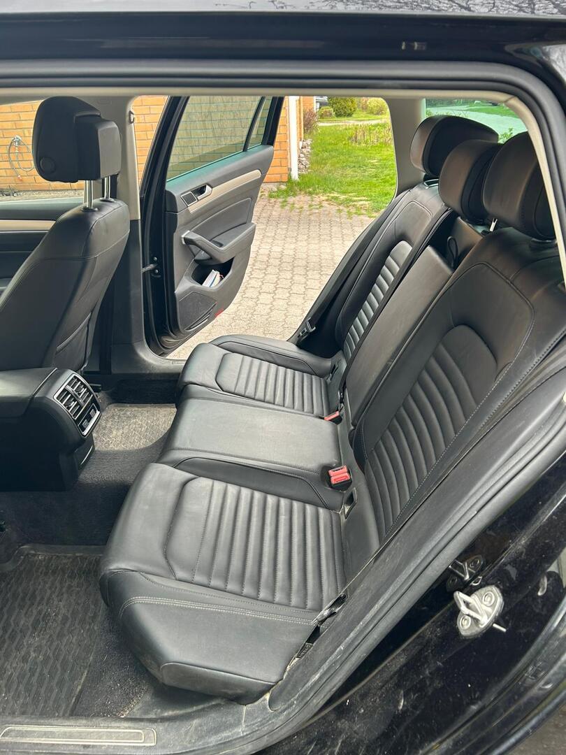 VOLKSWAGEN Passat 2016
