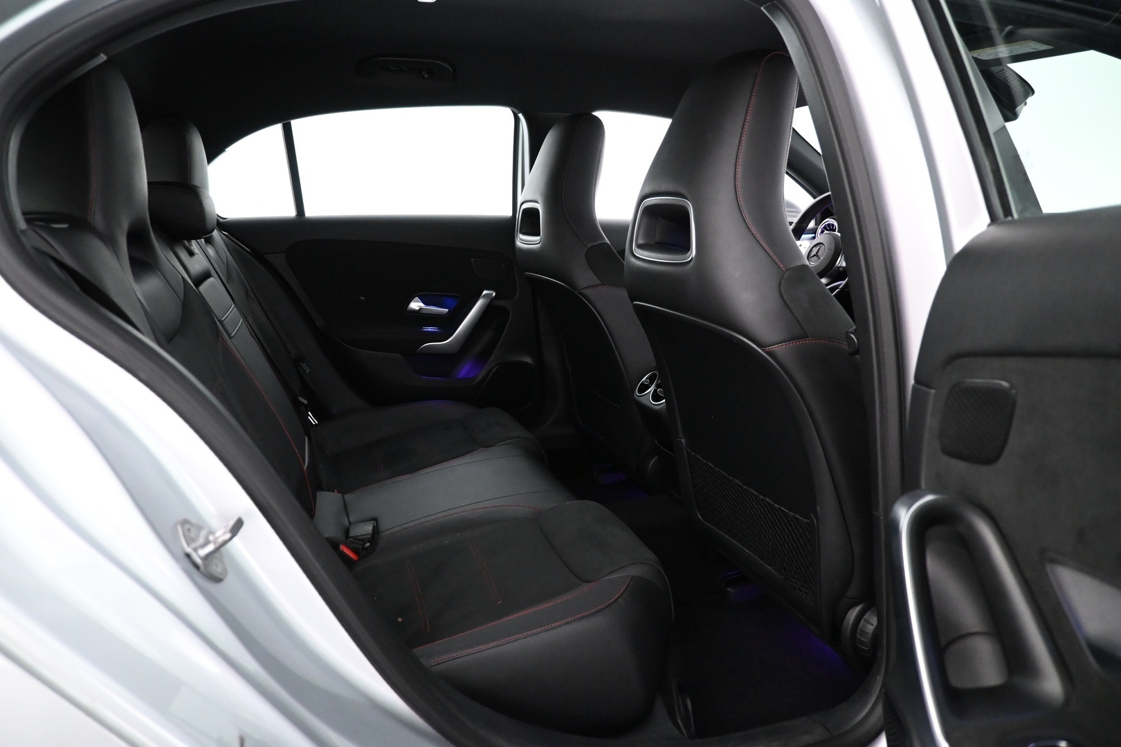 MERCEDES-BENZ A 2019