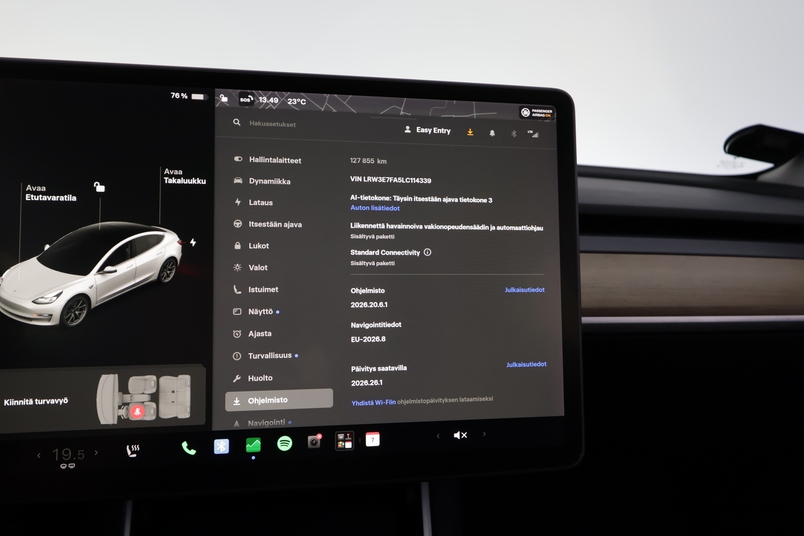 TESLA Model 3 2020