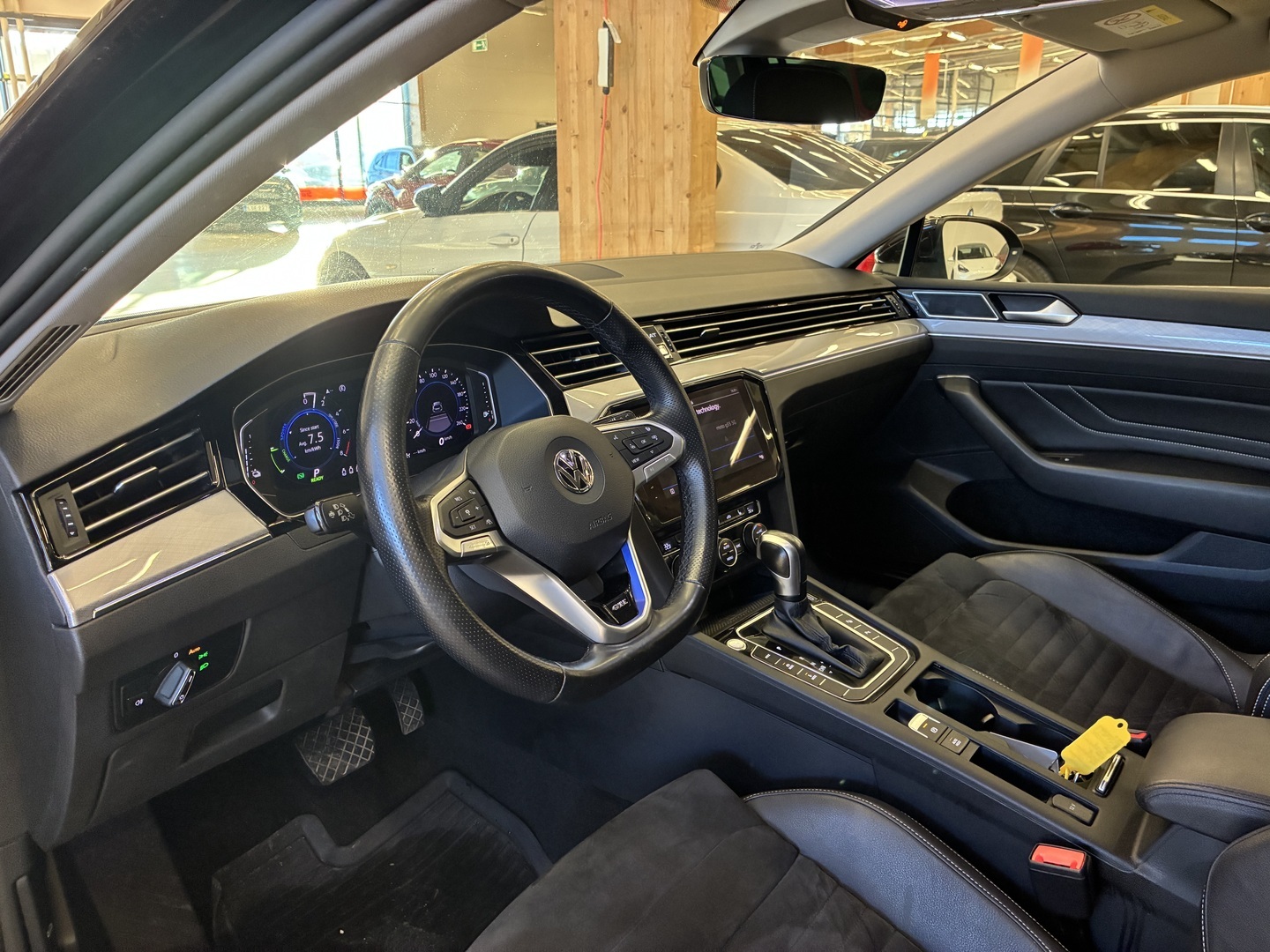 VOLKSWAGEN Passat 2020