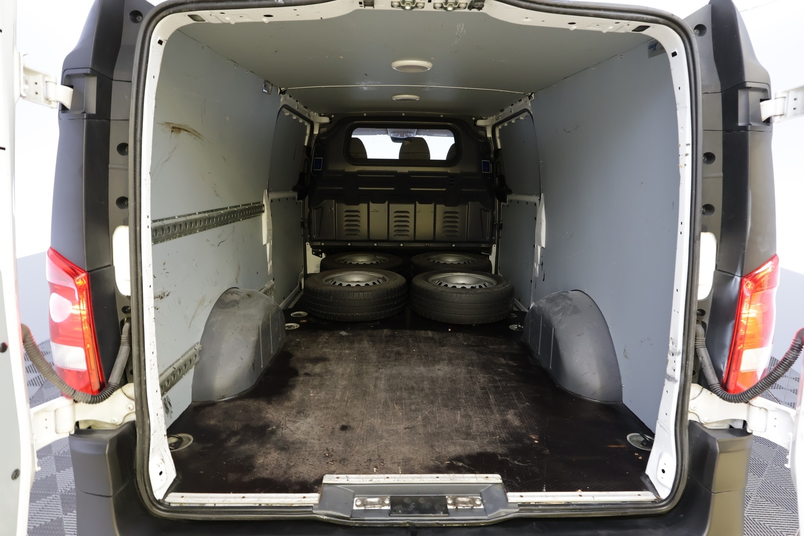 MERCEDES-BENZ Vito 2021