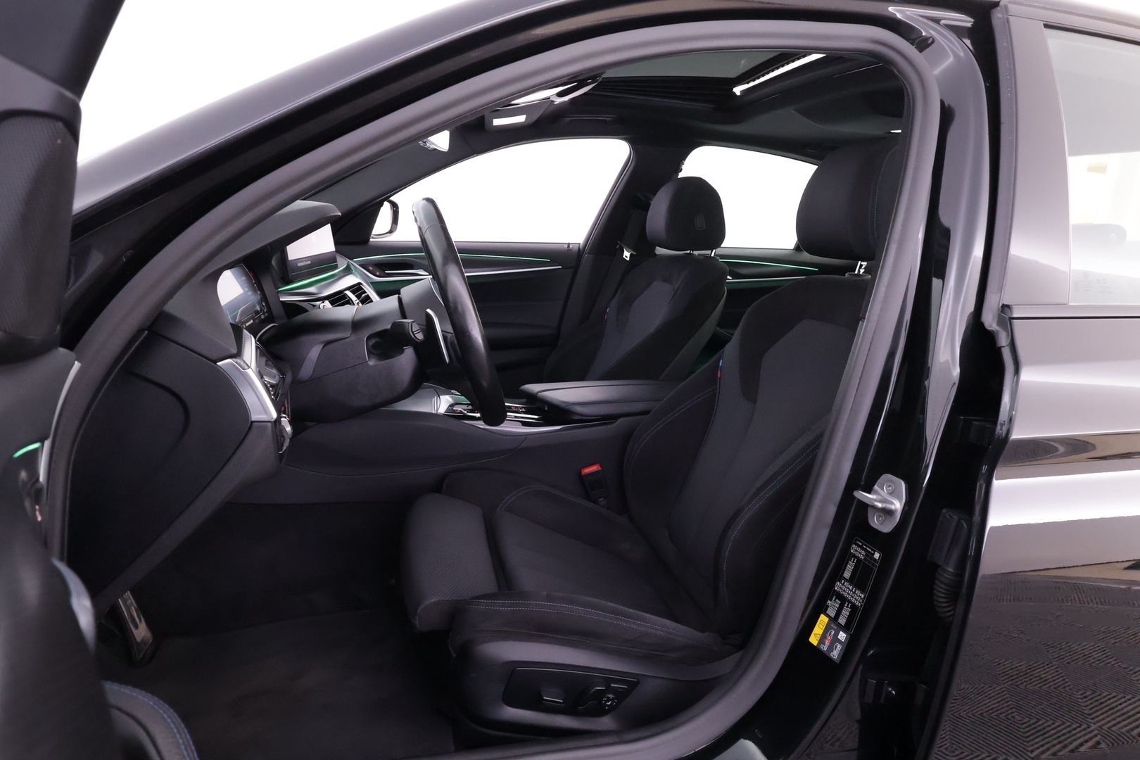 BMW 545 2021