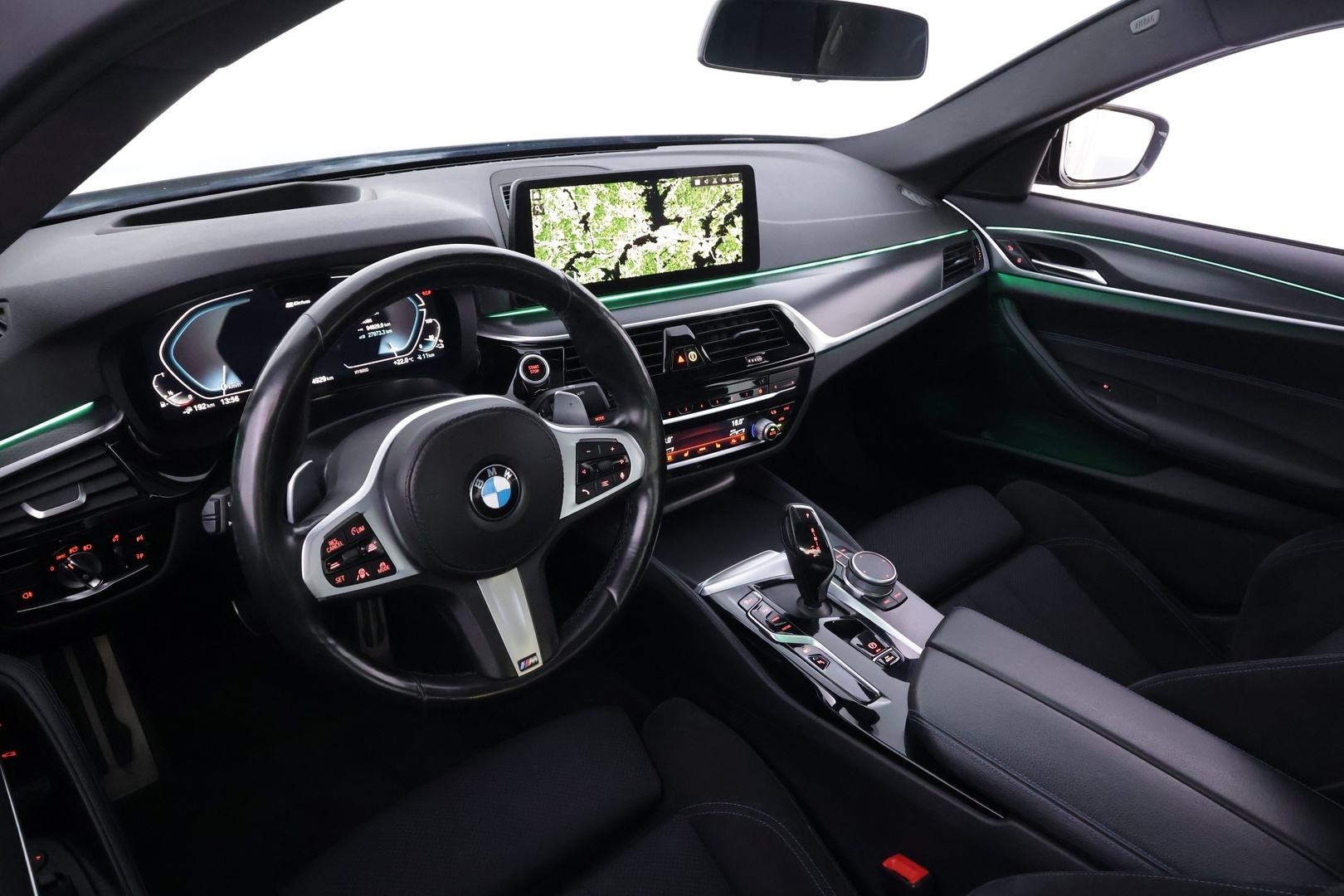 BMW 545 2021