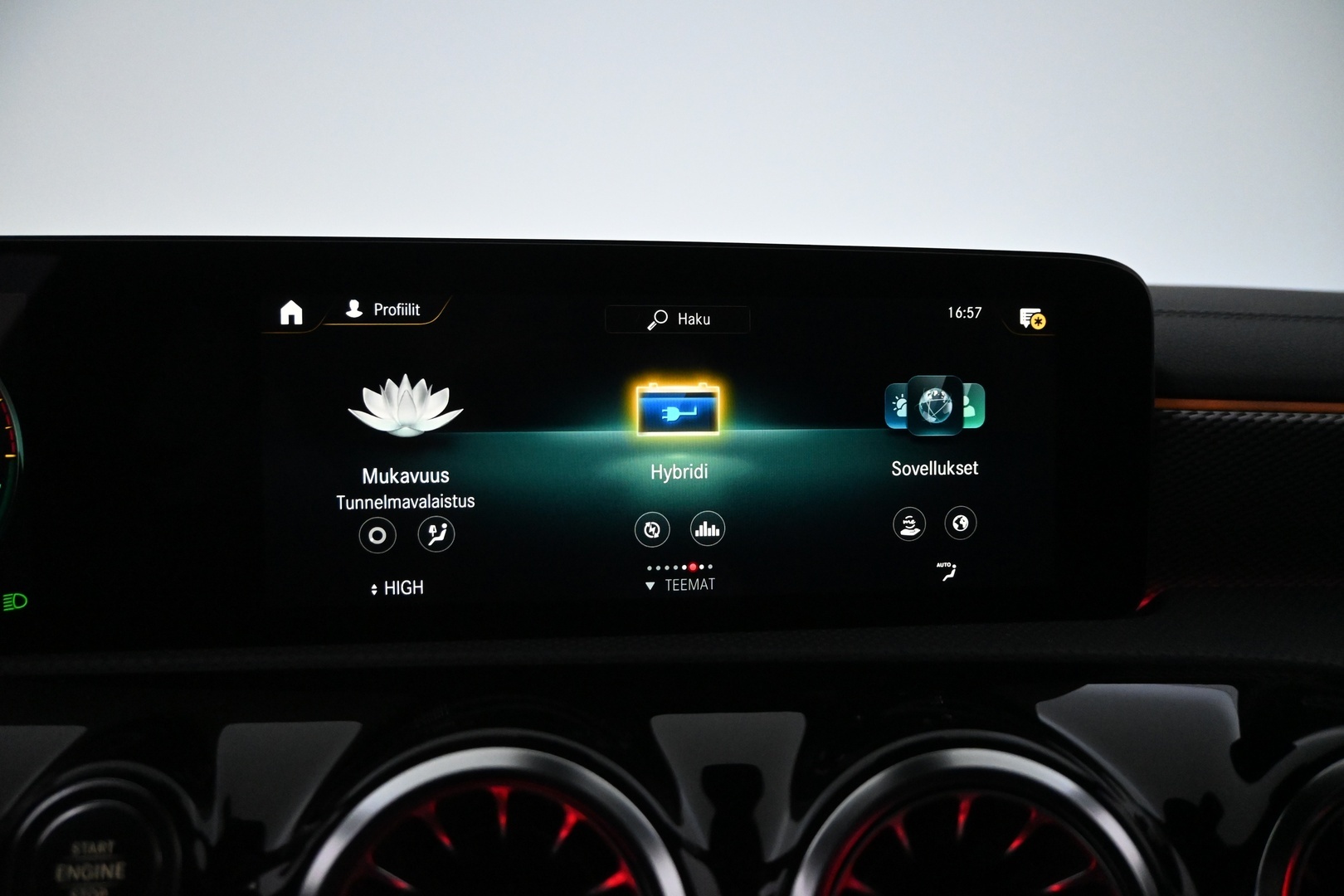 MERCEDES-BENZ CLA 2023