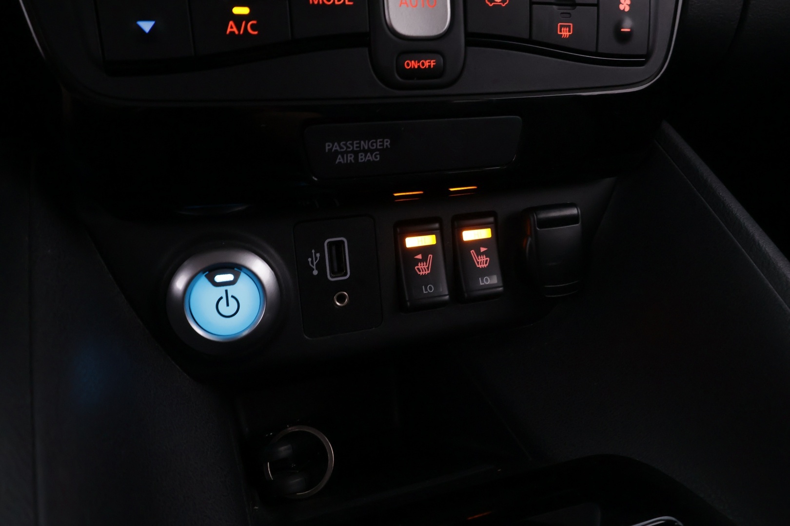 NISSAN Leaf 2020
