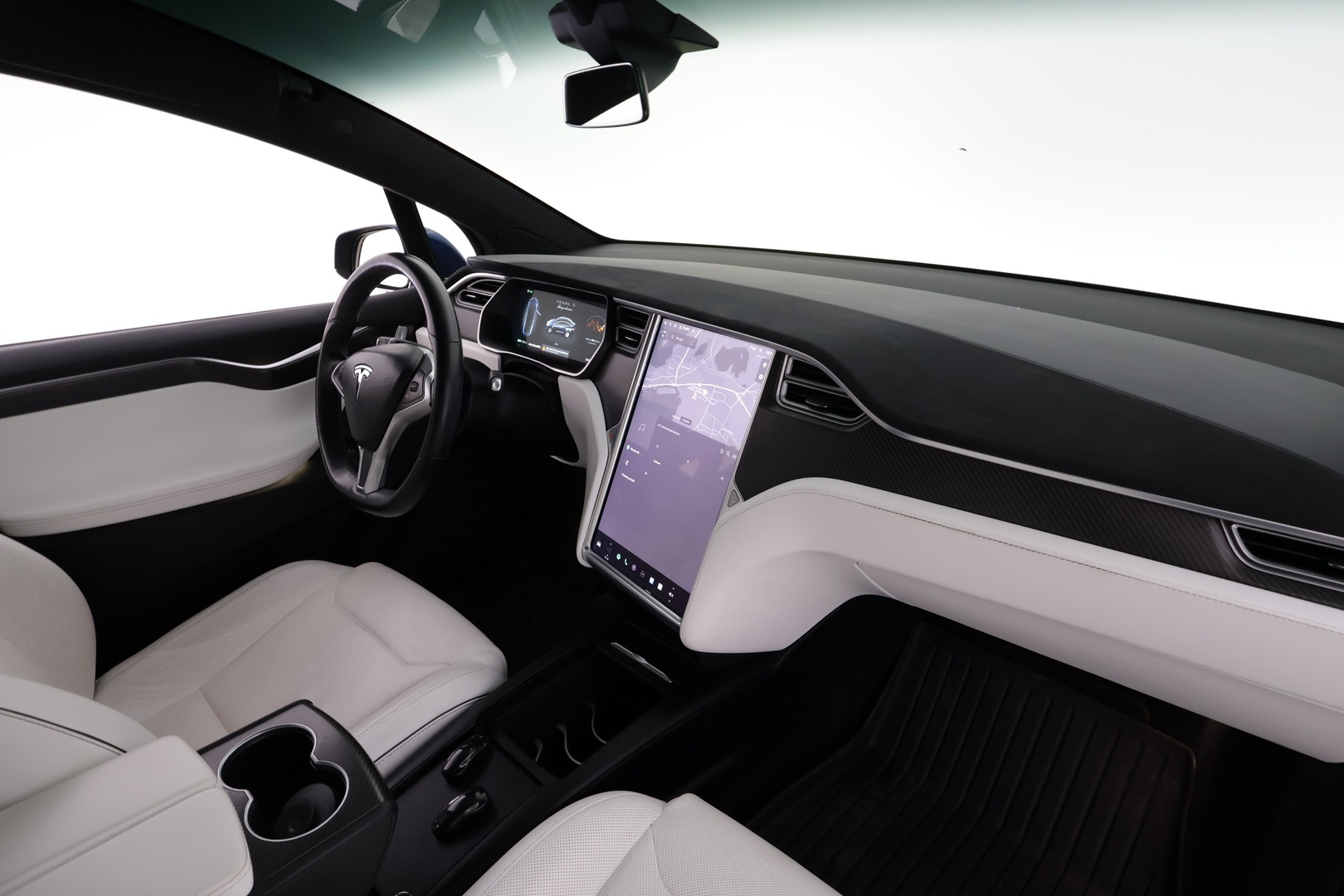 TESLA Model X 2016