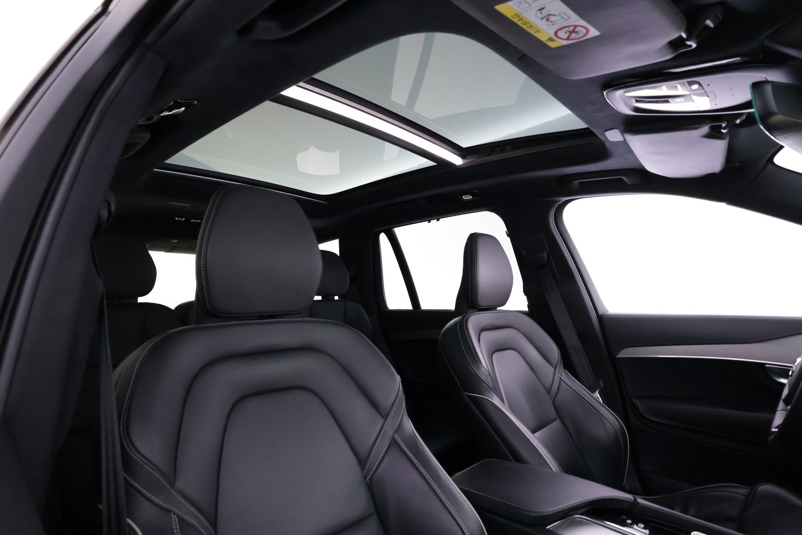 VOLVO XC90 2023