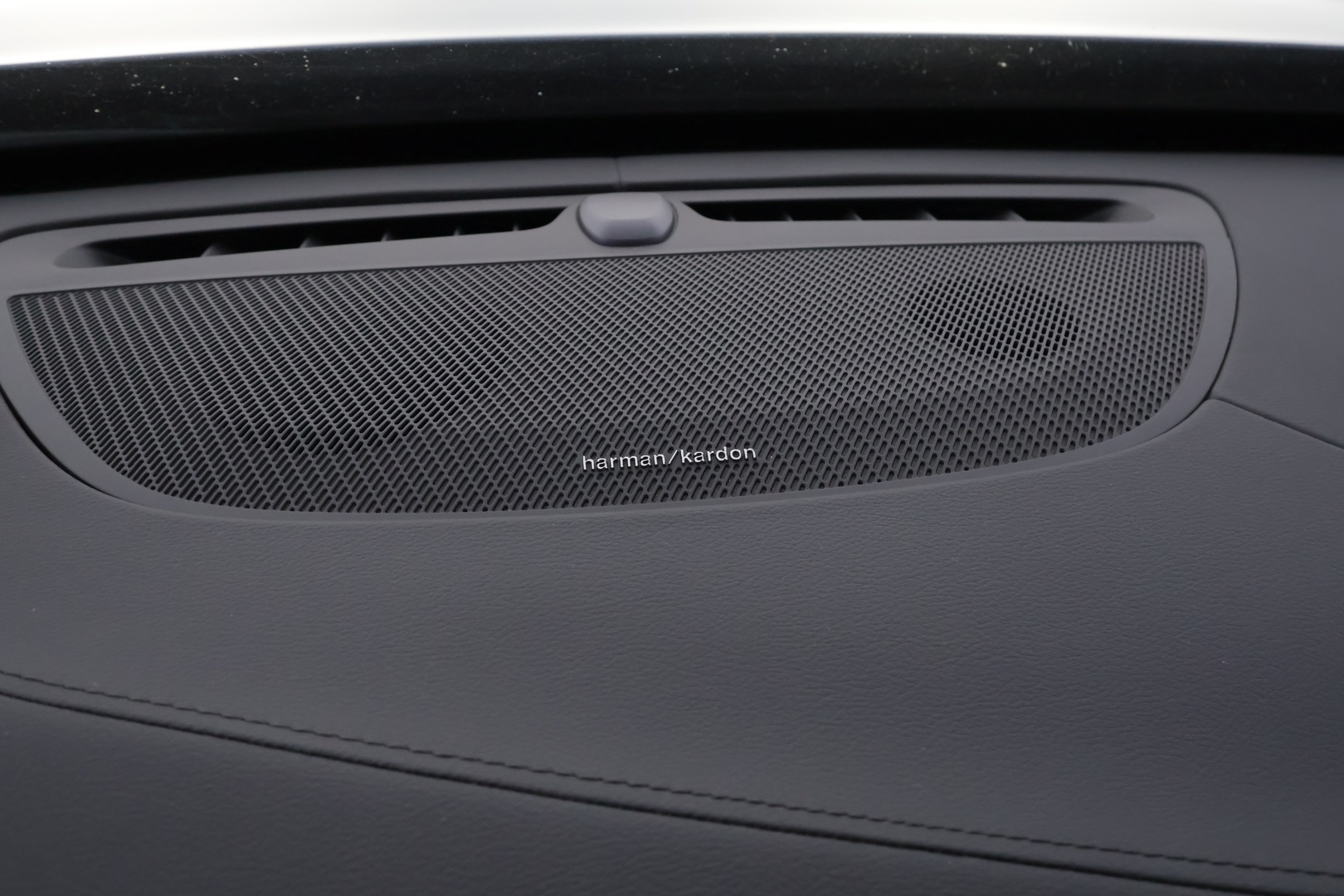 VOLVO XC90 2023