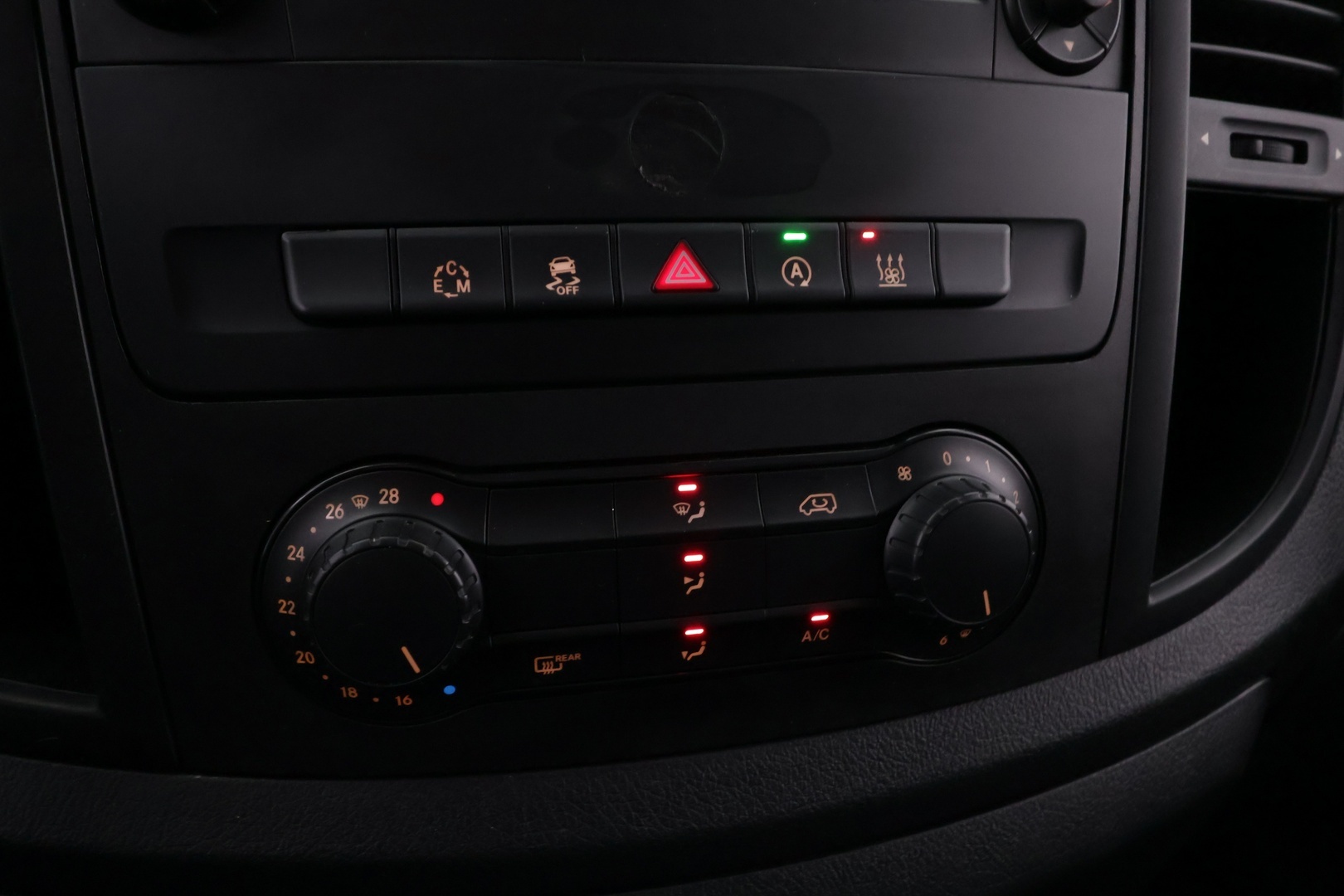 MERCEDES-BENZ Vito 2016