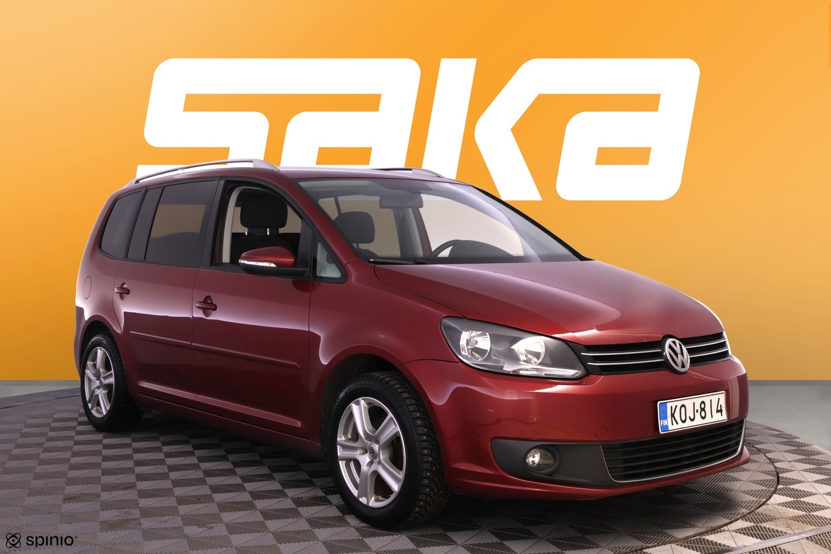 VOLKSWAGEN Touran 2013