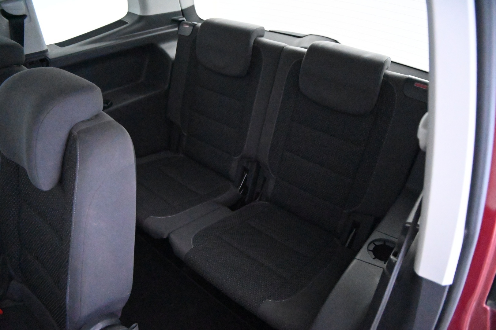 VOLKSWAGEN Touran 2013