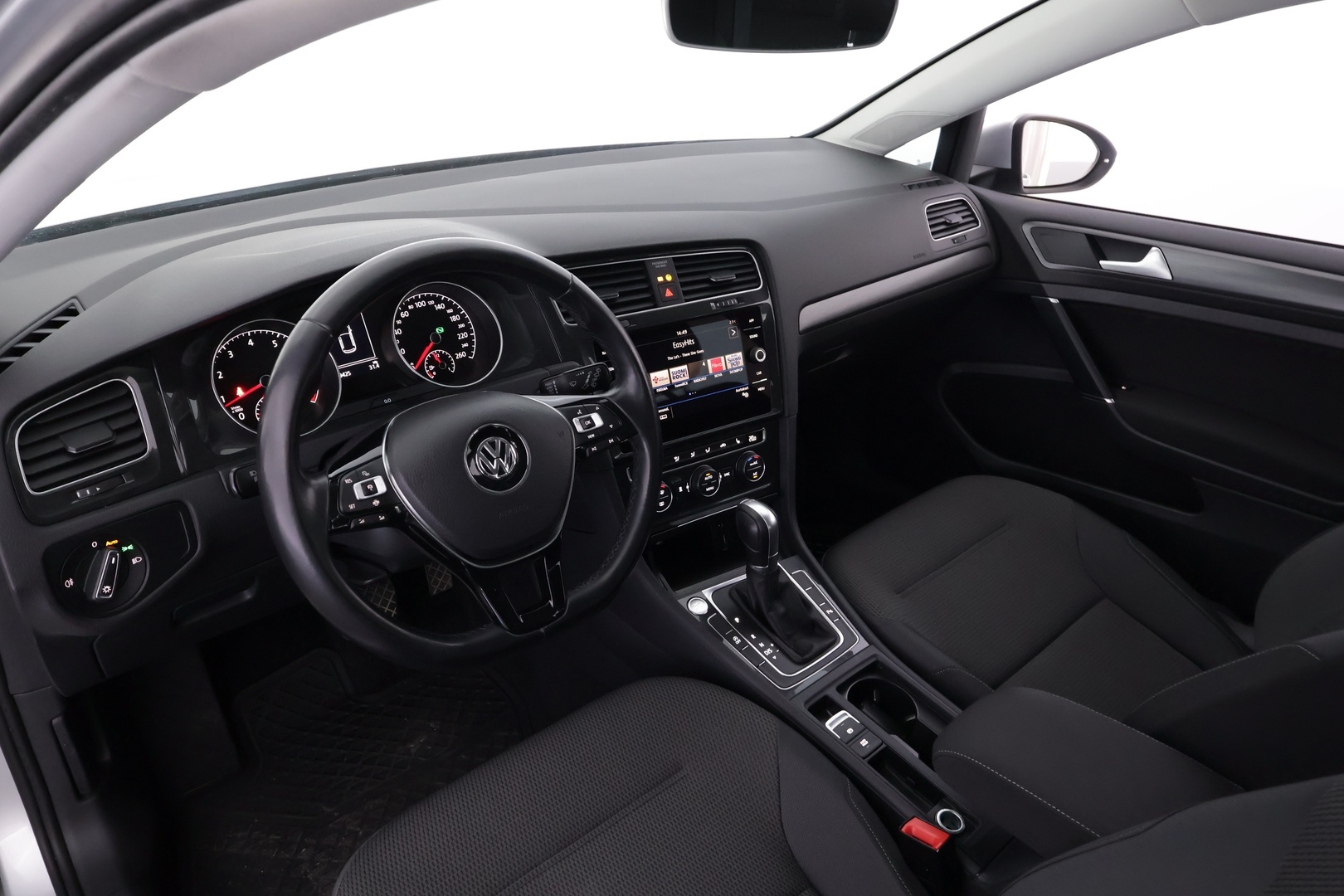VOLKSWAGEN Golf 2019