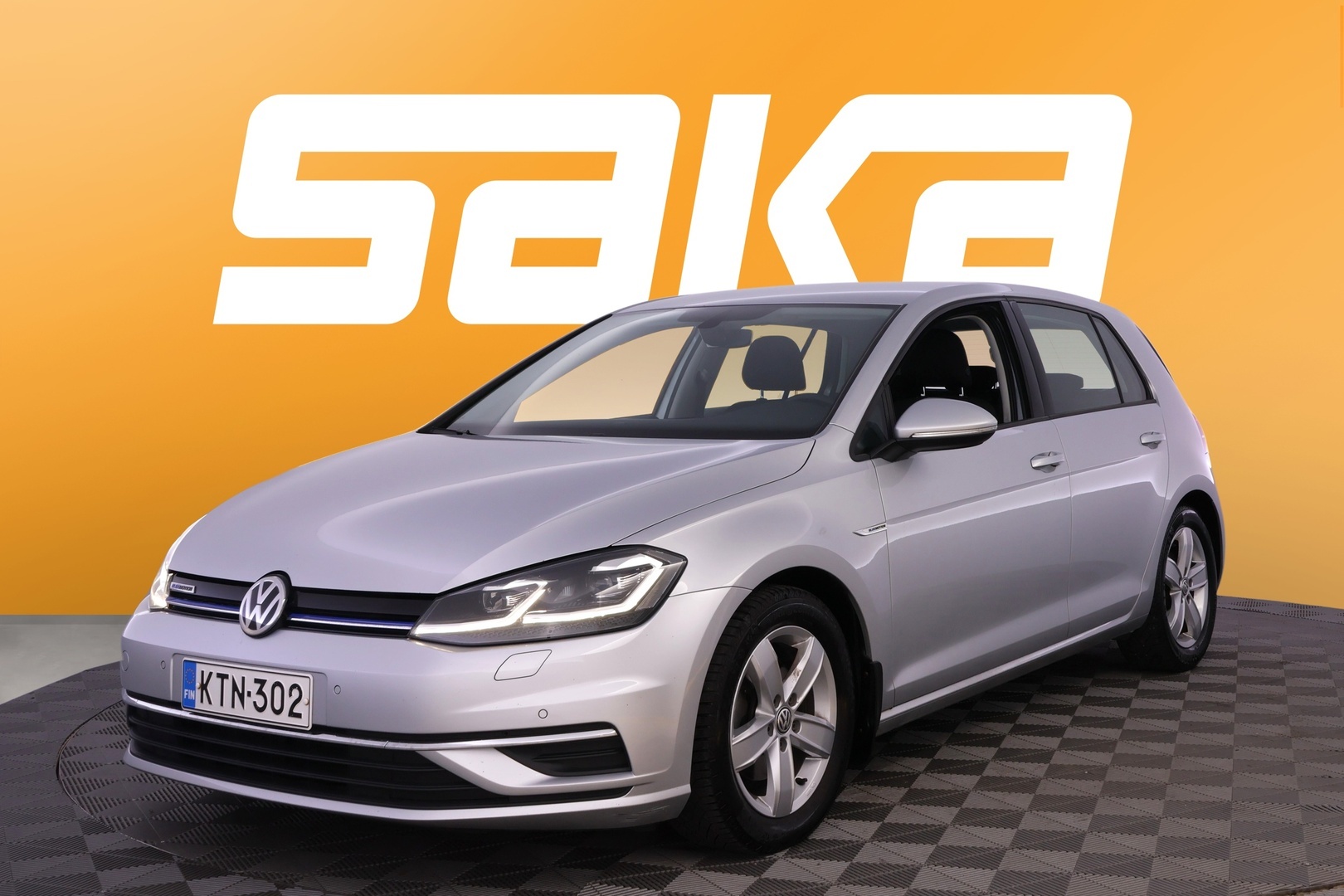 VOLKSWAGEN Golf 2019