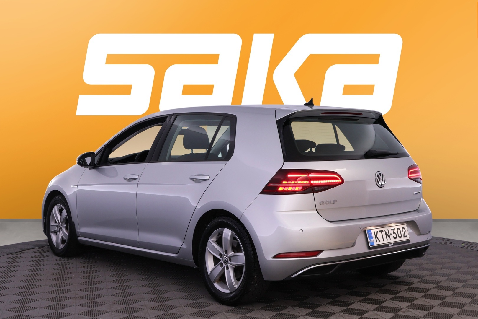 VOLKSWAGEN Golf 2019