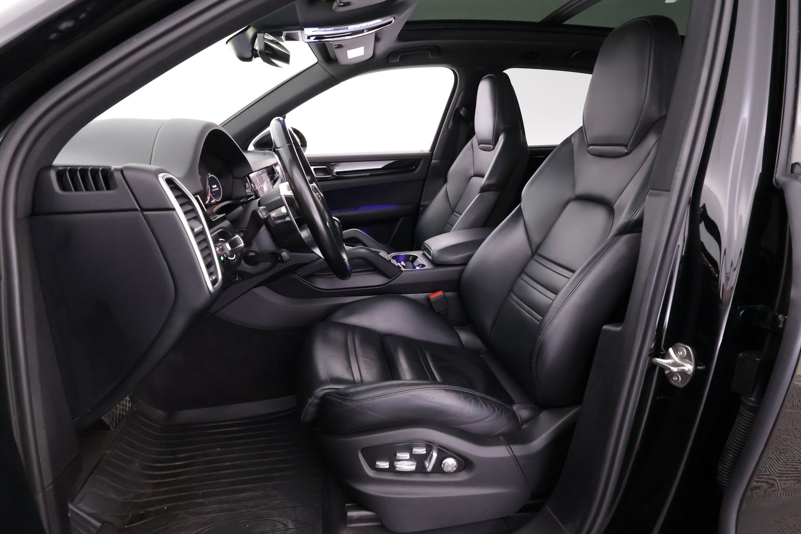 PORSCHE Cayenne 2020