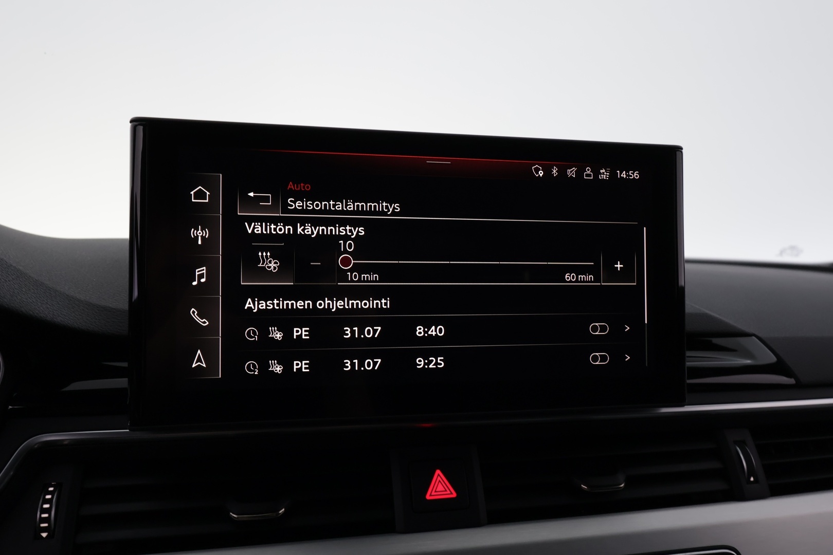 AUDI A4 2021