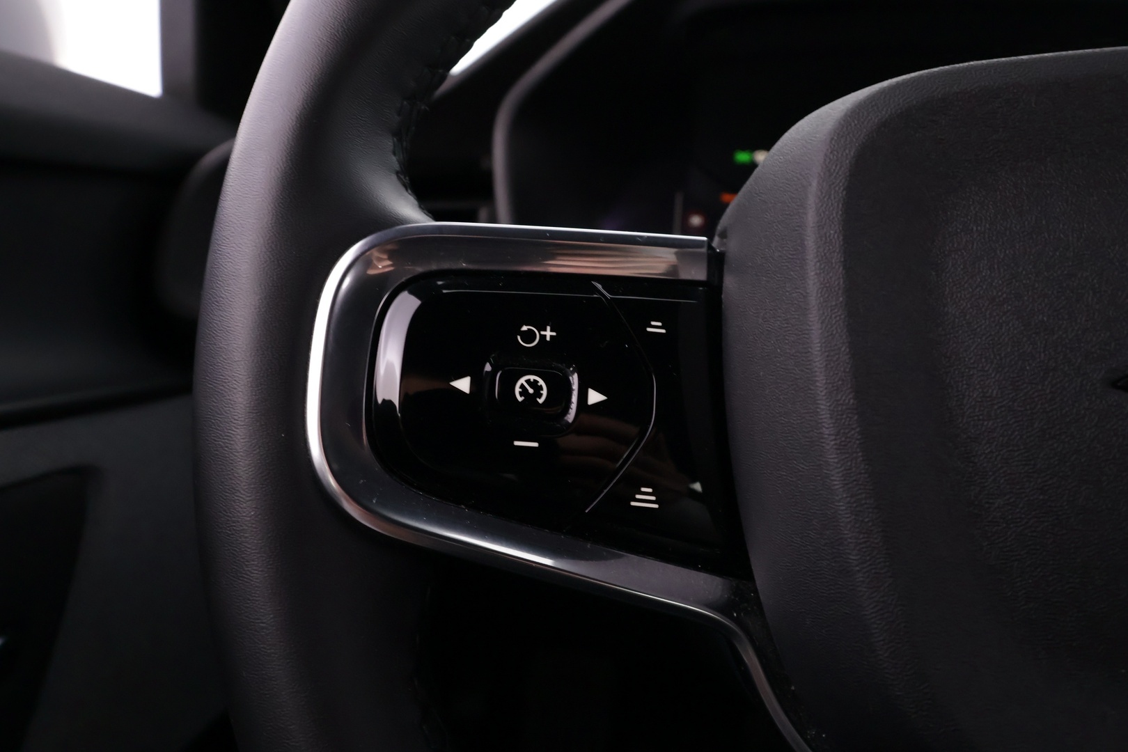 POLESTAR 2 2023