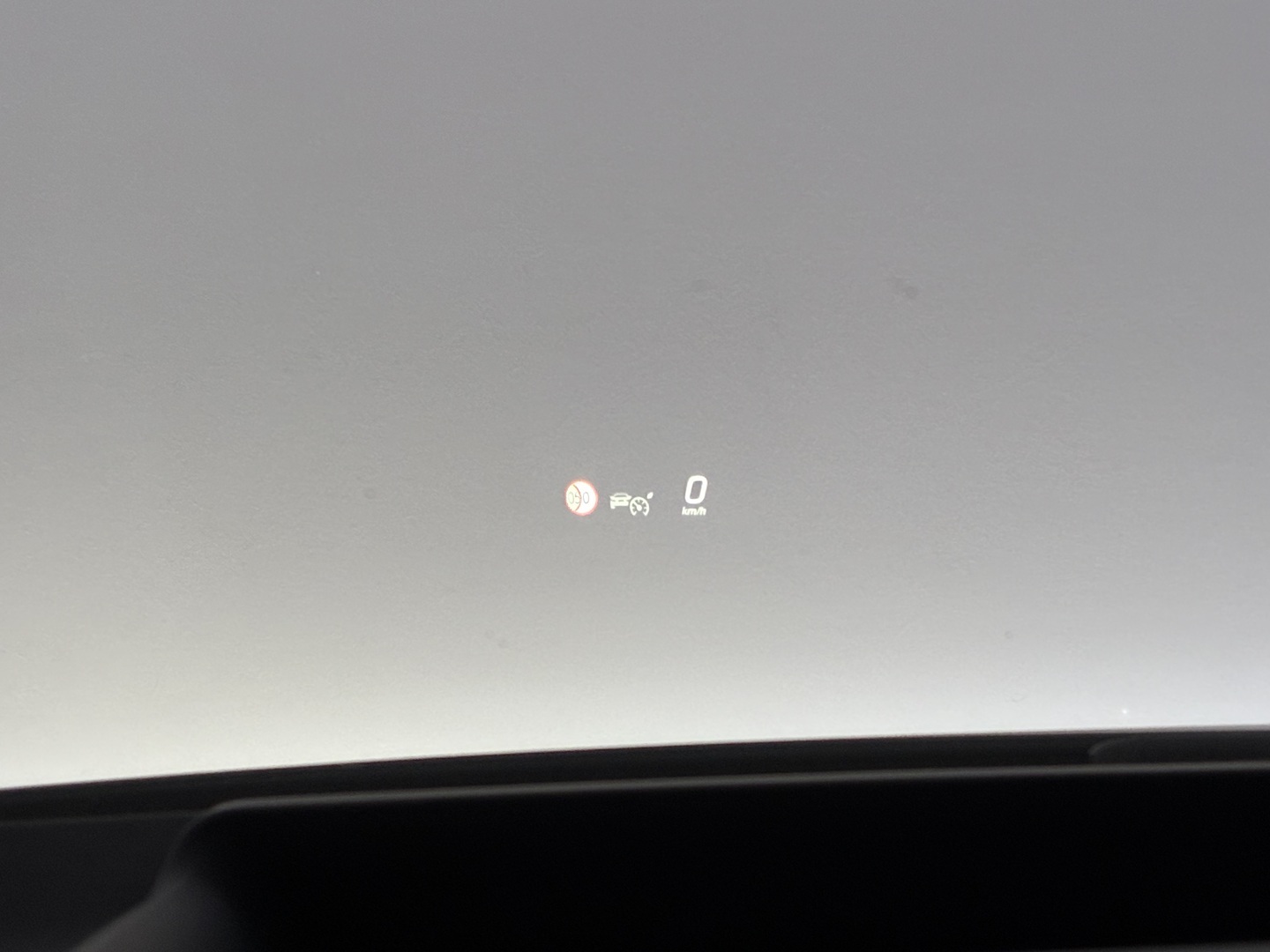 MERCEDES-BENZ EQE 2023