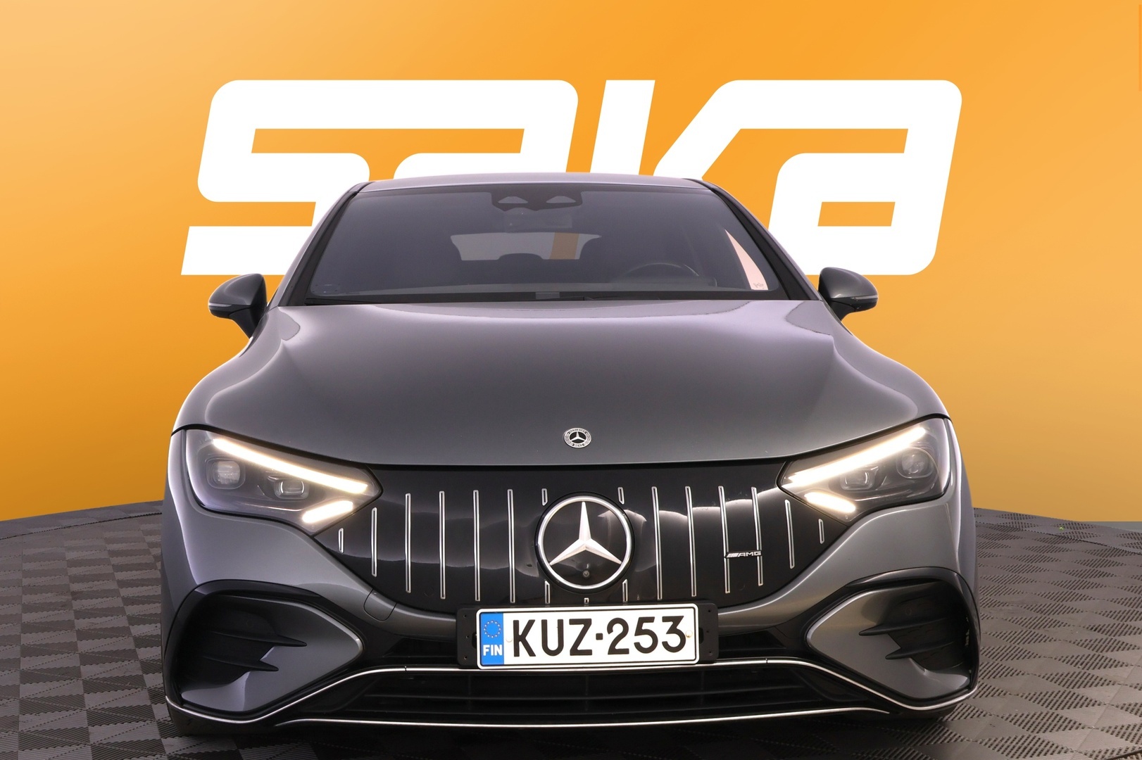 MERCEDES-BENZ EQE 2023