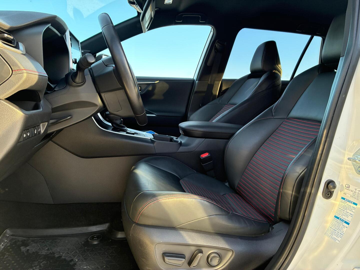 TOYOTA RAV4 Plug-in 2021