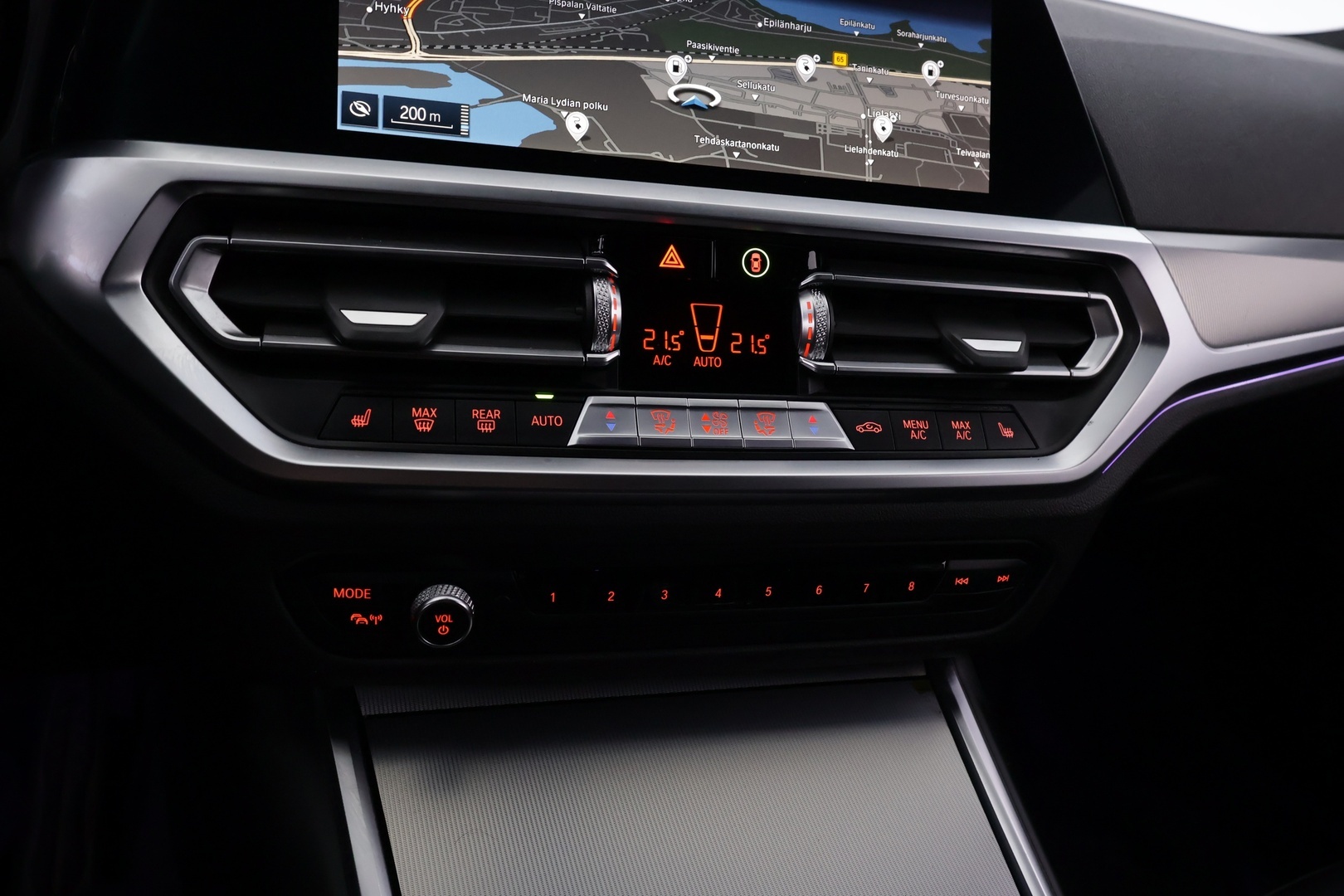 BMW 330 2021