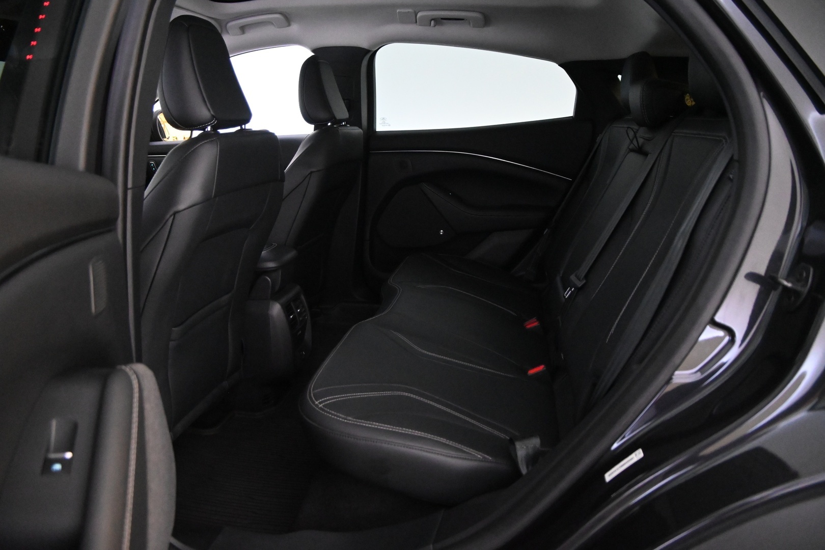 FORD MUSTANG MACH-E 2022