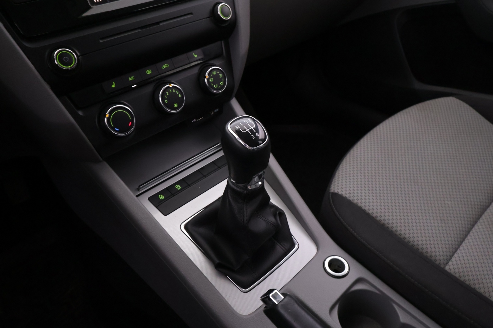 SKODA Octavia 2016