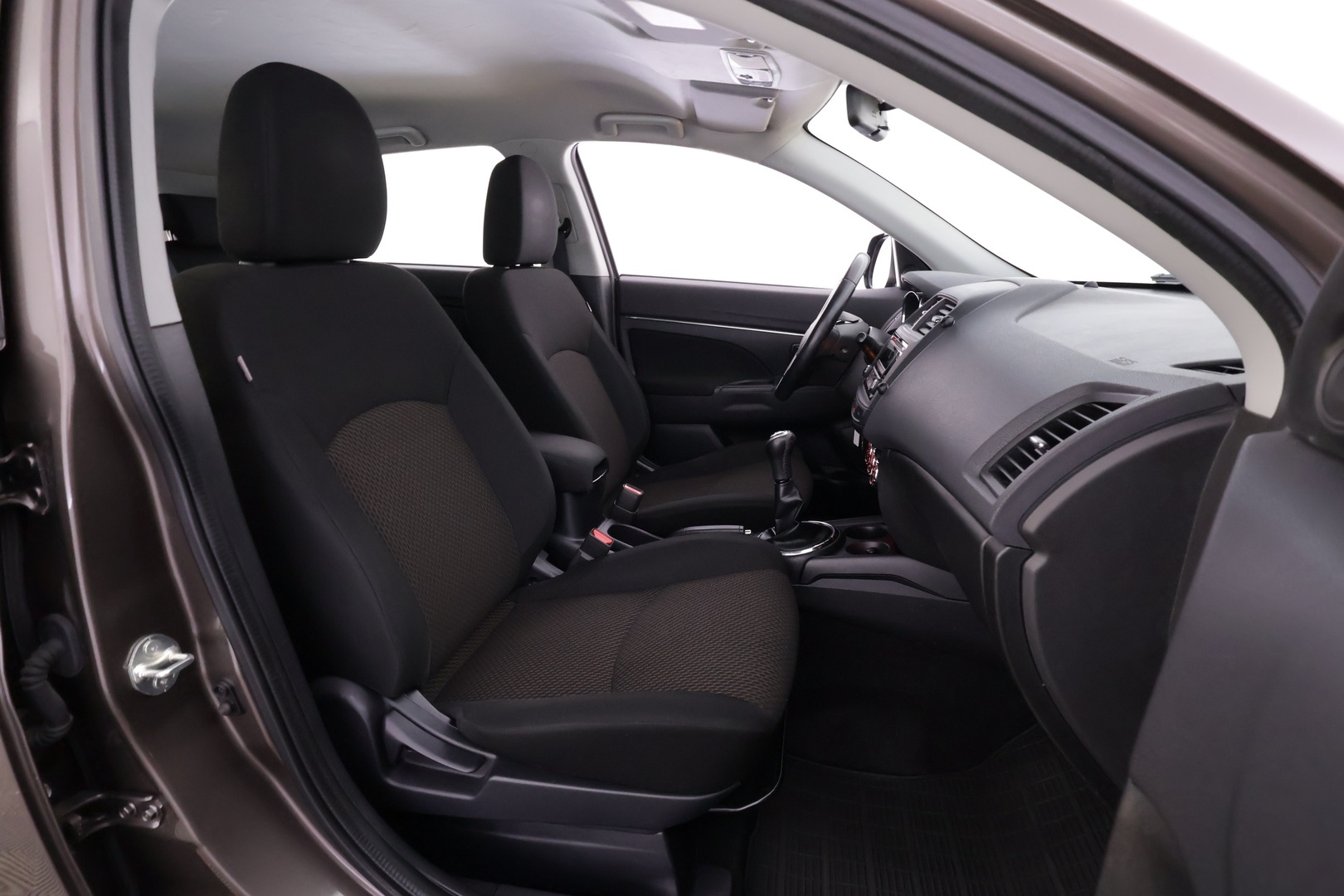 MITSUBISHI ASX 2016