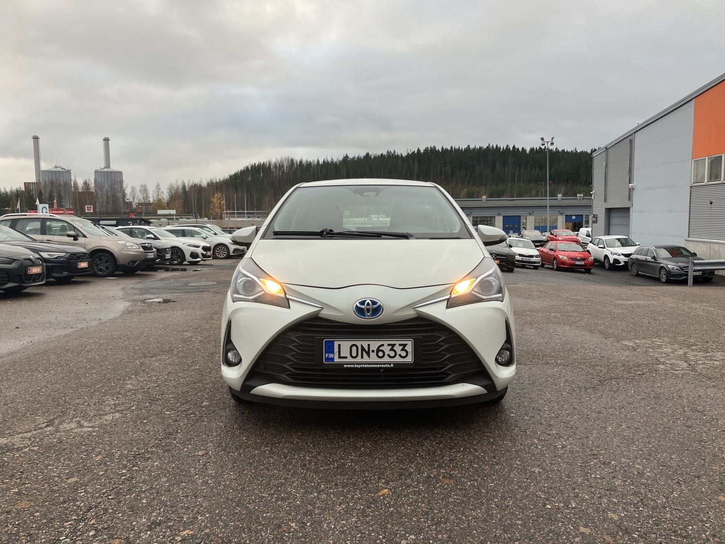 TOYOTA Yaris 2018