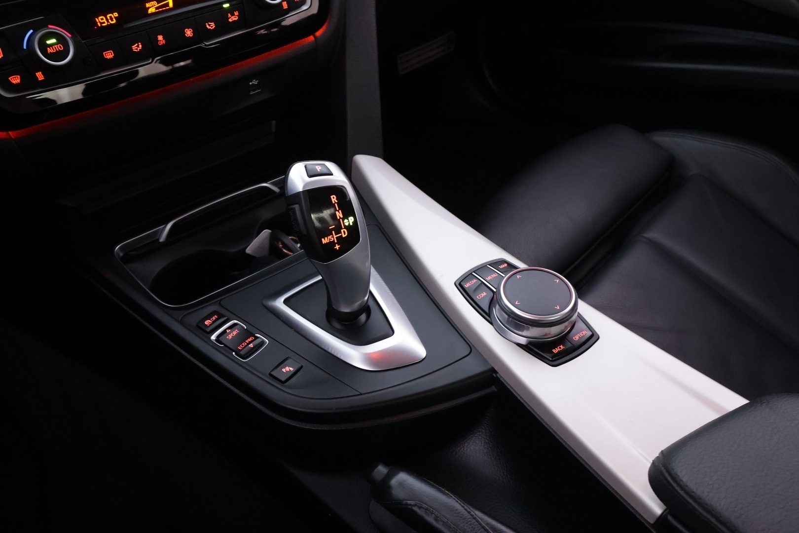 BMW 320 2018