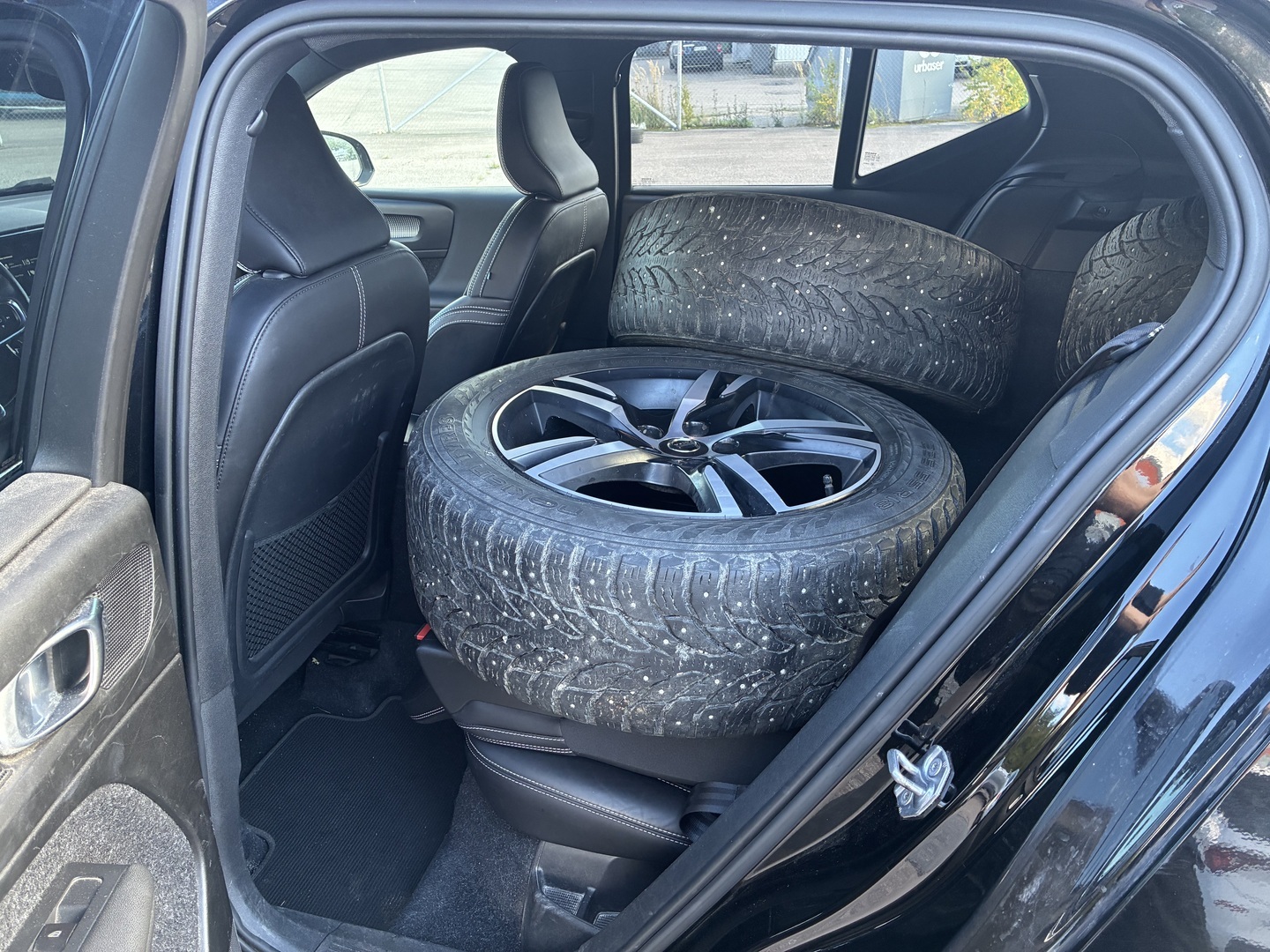 VOLVO XC40 2019