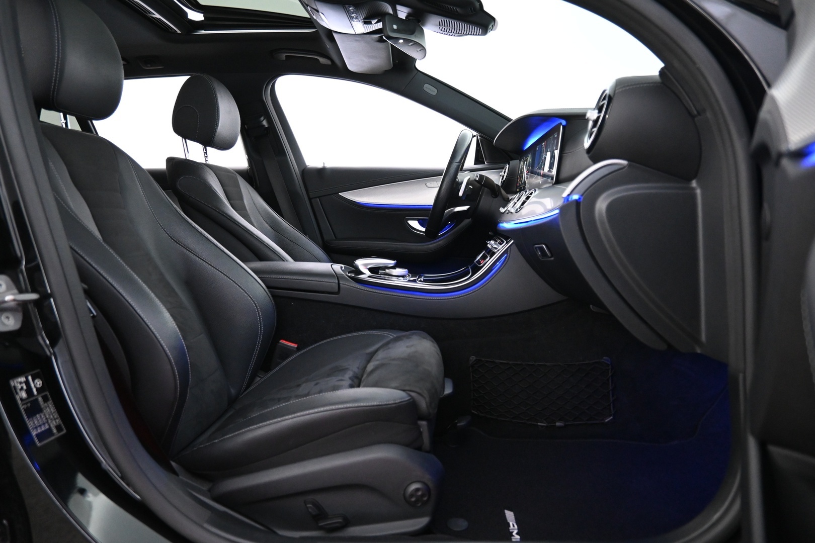 MERCEDES-BENZ E 2017