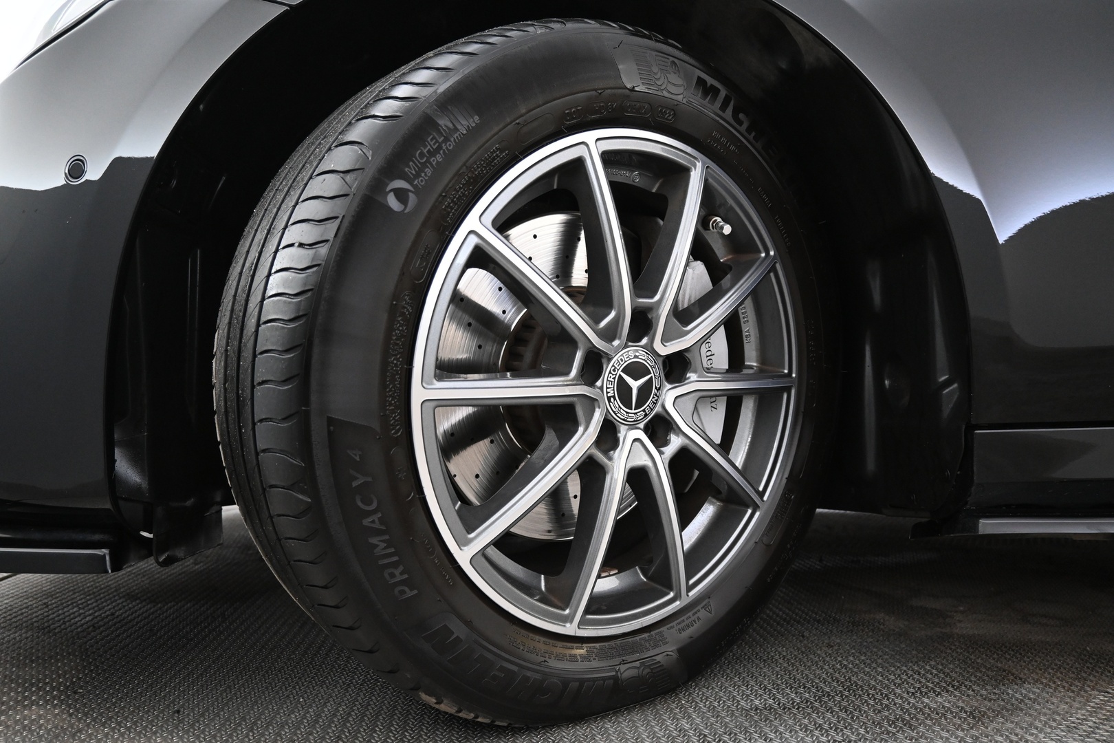 MERCEDES-BENZ E 2017