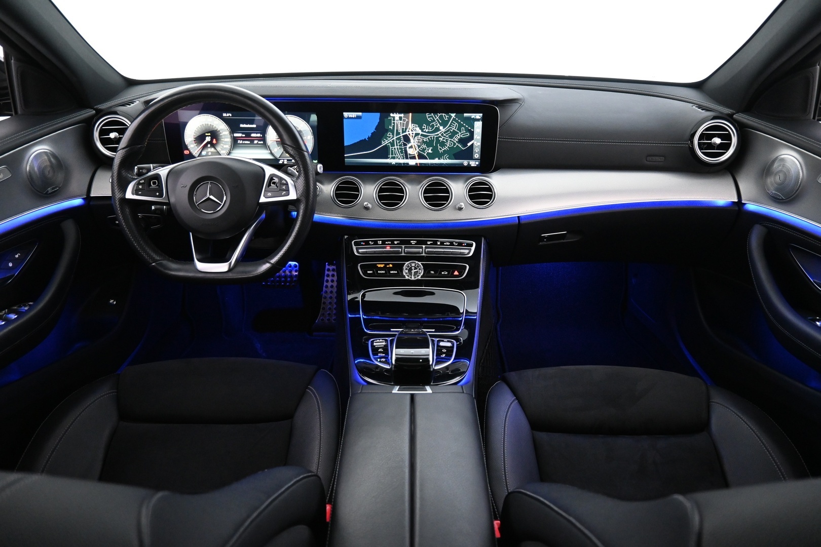 MERCEDES-BENZ E 2017