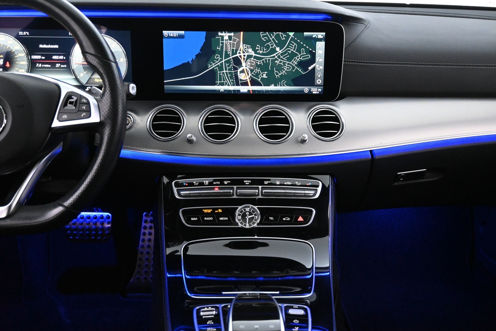 MERCEDES-BENZ E 2017