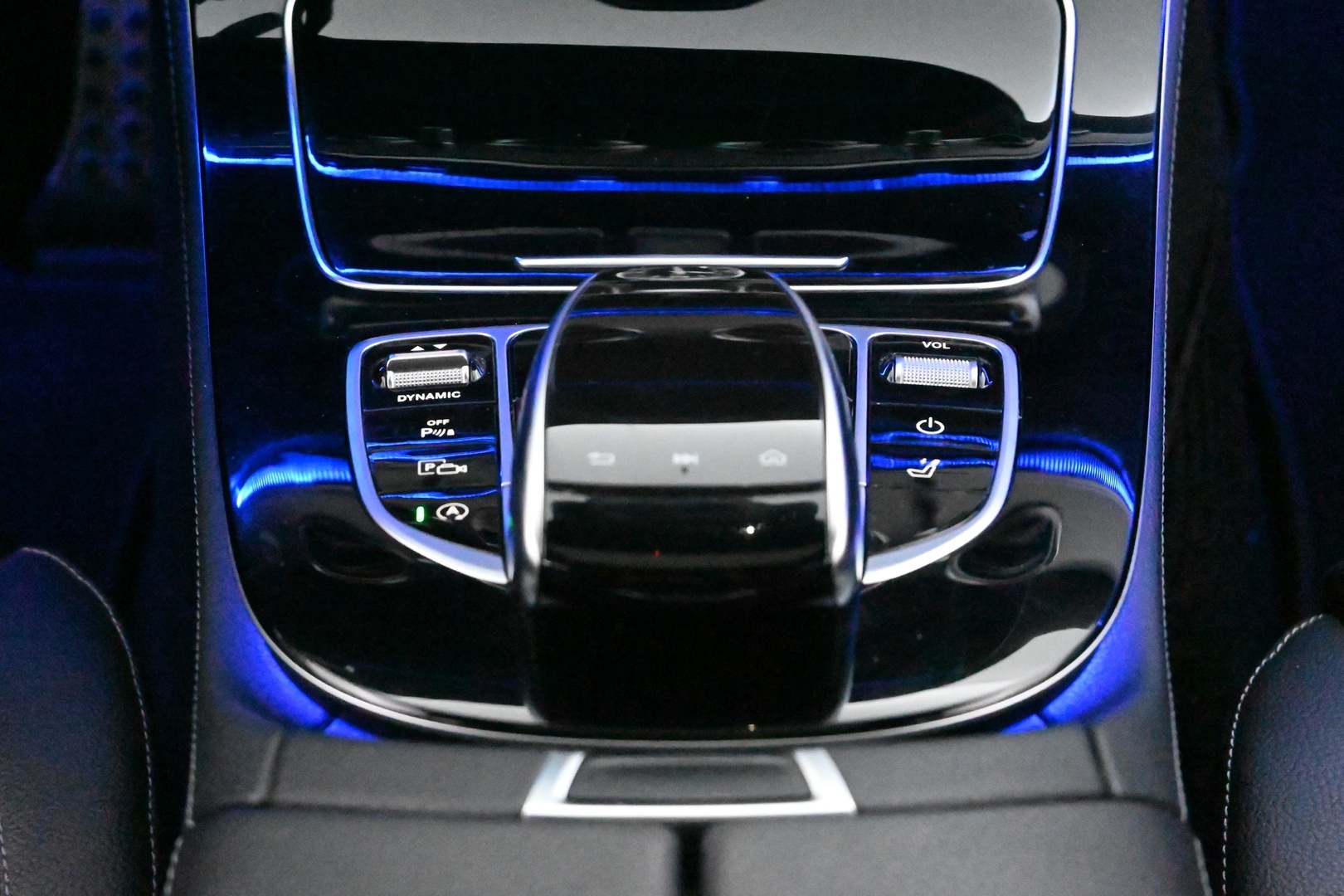 MERCEDES-BENZ E 2017