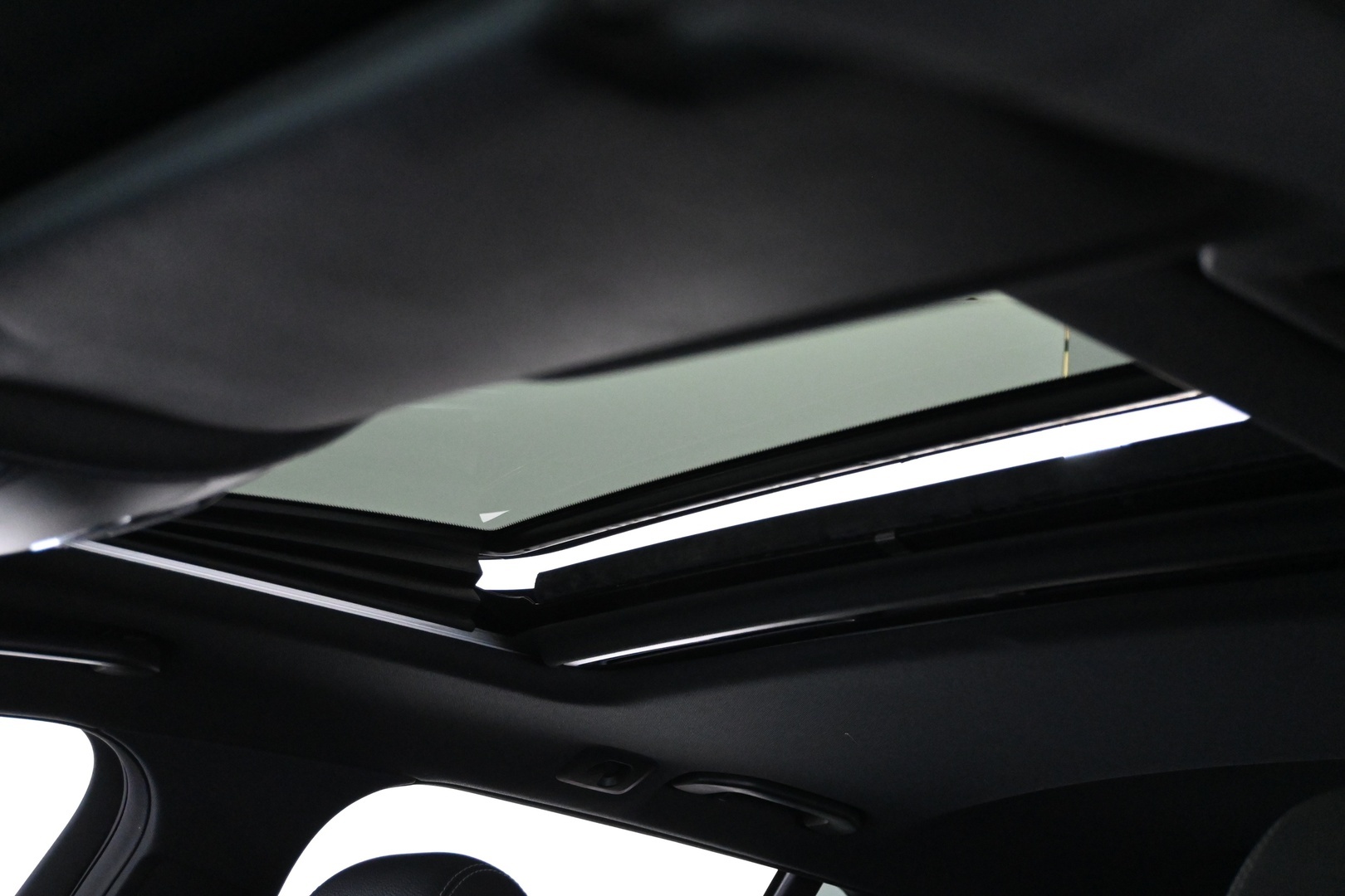 MERCEDES-BENZ E 2017